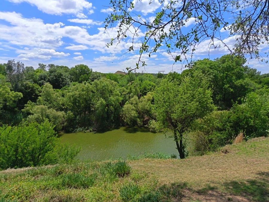 Commercial Property for Sale in Glen Free State